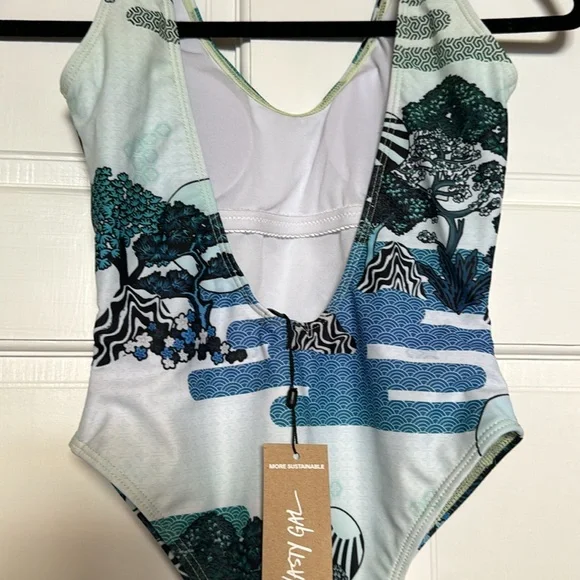 *NEW* | Nasty Gal landscape bathing suit - Picture 5 of 7